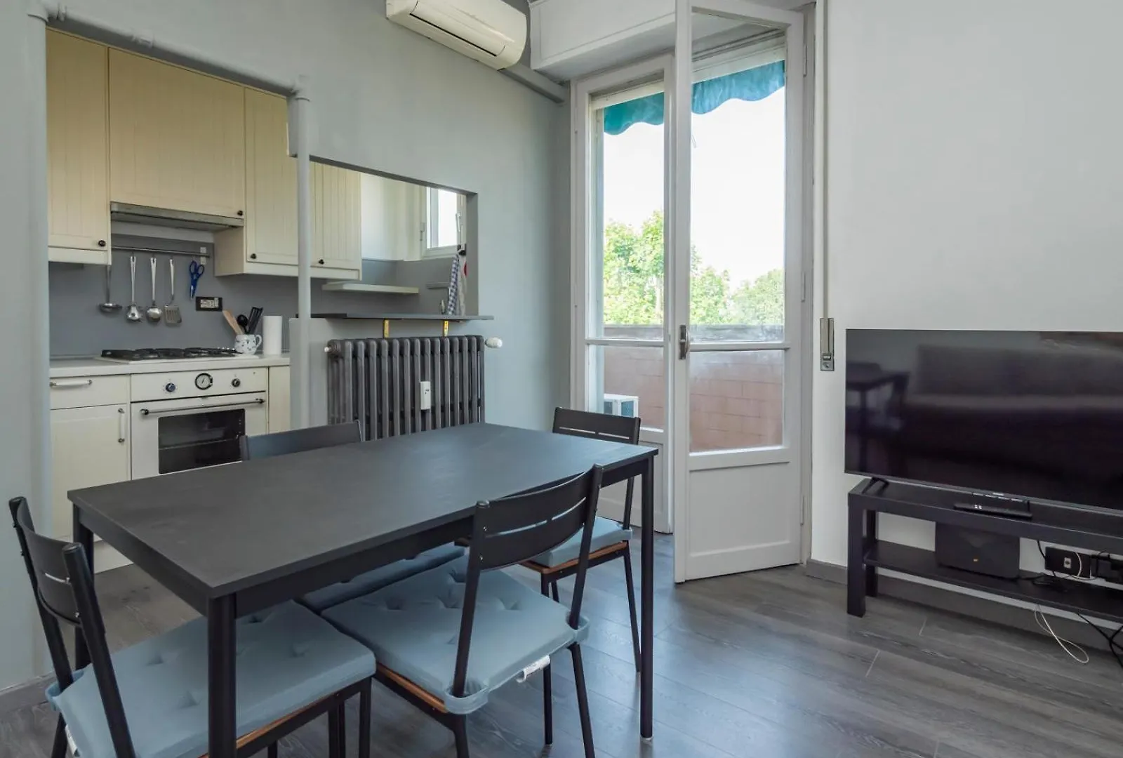I-Host Apartment - Omero 17 Milano