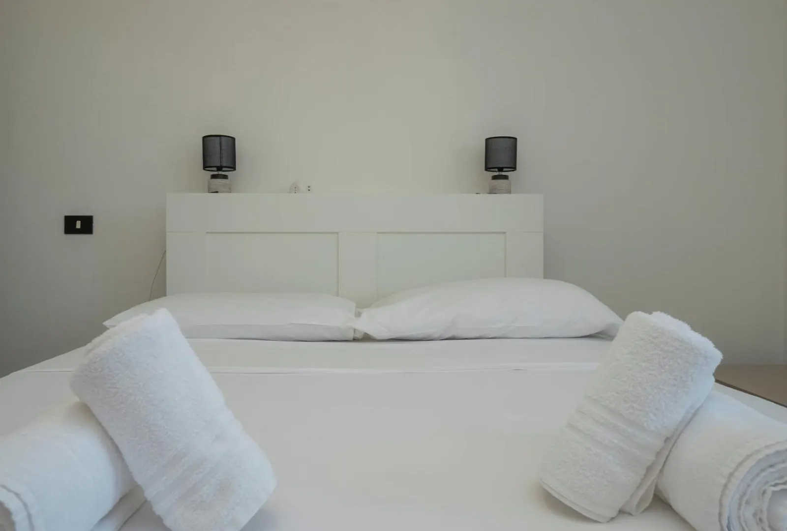 I-Host Apartment - Omero 17 米兰 0*,